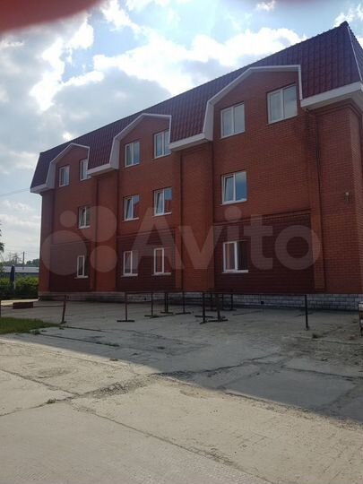 Склад, 815 м²