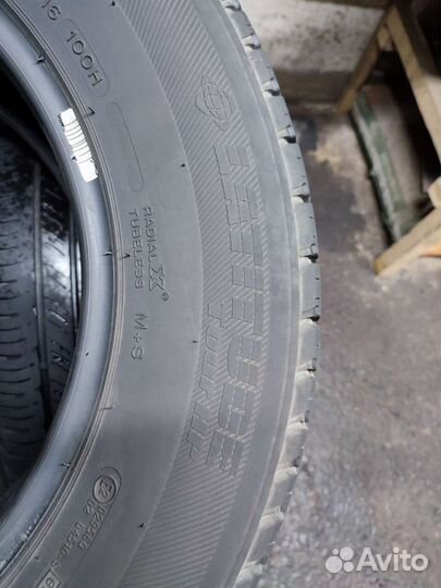 Michelin Latitude Tour HP 215/70 R16 100H