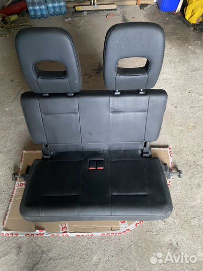 Третий ряд Pajero 3