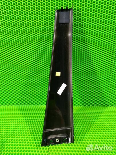 Накладка стойки кузова передняя правая Volkswagen