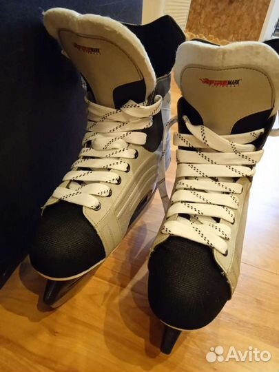 Коньки хоккейные, размер 42