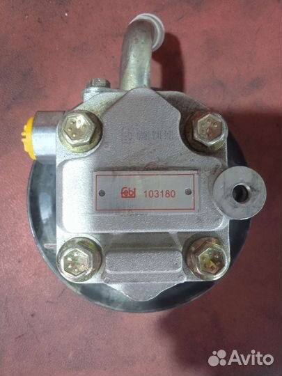 Насос гура на mitsubishi L200