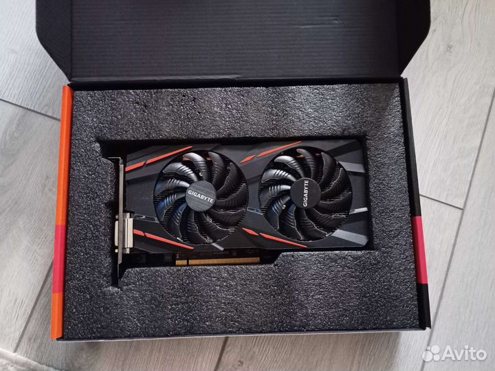 Видеокарта gigabyte rx570 4gb