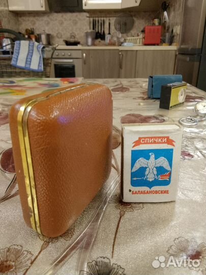 Часы-будильник