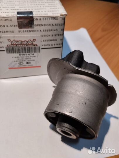 Сайлентблок задней балки toyota corolla (ZZE121)