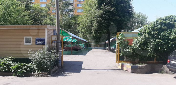 Машиноместо, 13 м²