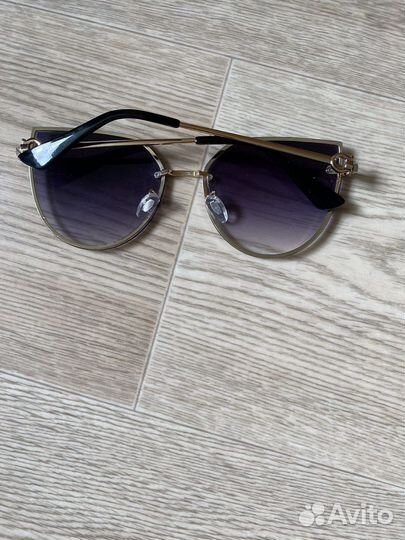 Солнцезащитные очки женские