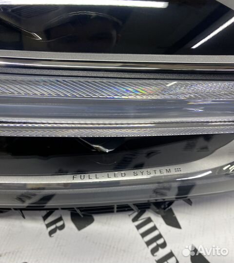 Фара правая Volvo XC60 2017-2022 Full LED