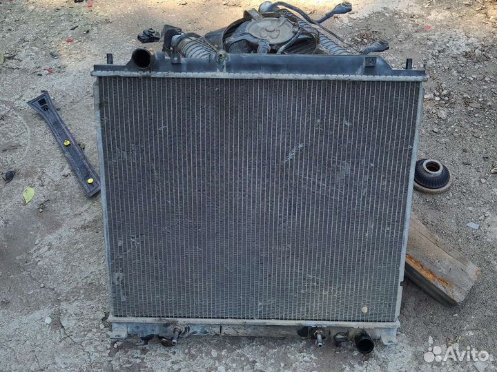 Радиатор Mitsubishi Delica (Мицубиси Делика) 4М40