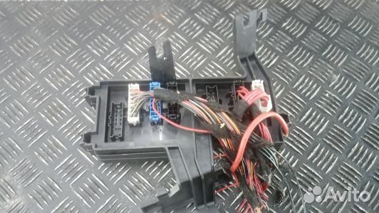 Блок предохранителей mercedes benz R-class W251 (1GM09M102)