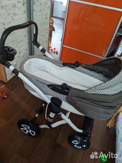 Продается коляска 2 в 1,в хорошем состоянии
