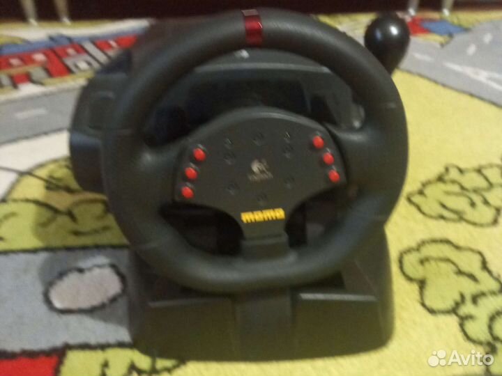Игровой руль logitech momo racing
