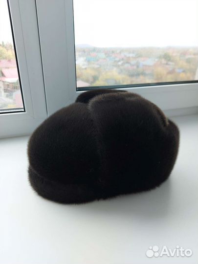 Меховая мужская шапка