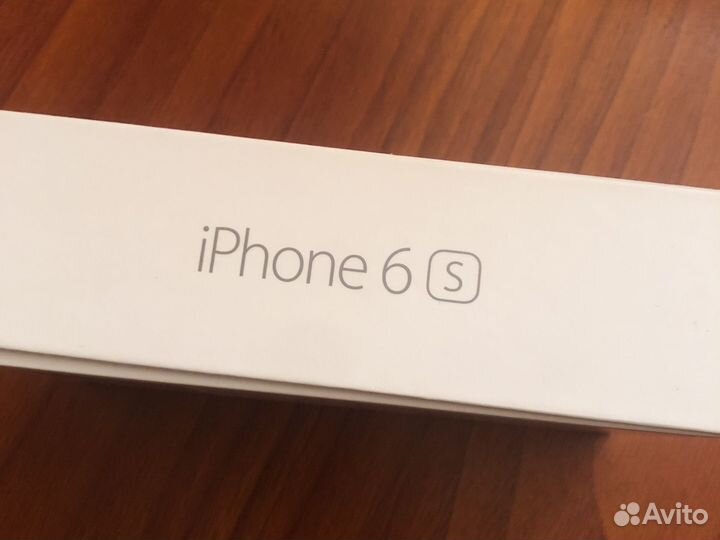 Коробка от телефона iPhone 6s