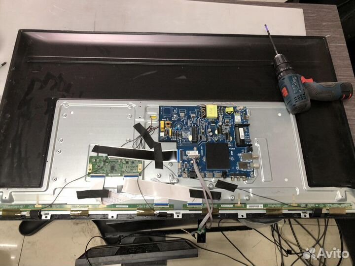 Телевизор Dexp U43G8100Q (Разбор)(По запчастям)