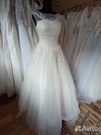 Свадебные платья 42-46 оптом лот 2