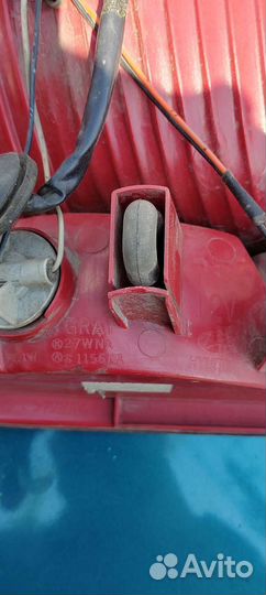 Фанарь задний Hyundai Elantra lll xd Цена за пару