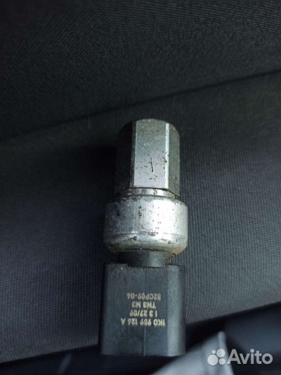 Датчик давления кондиционера гольф 6