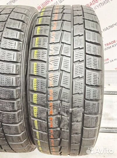 Dunlop Winter Maxx WM01 215/65 R16 98P