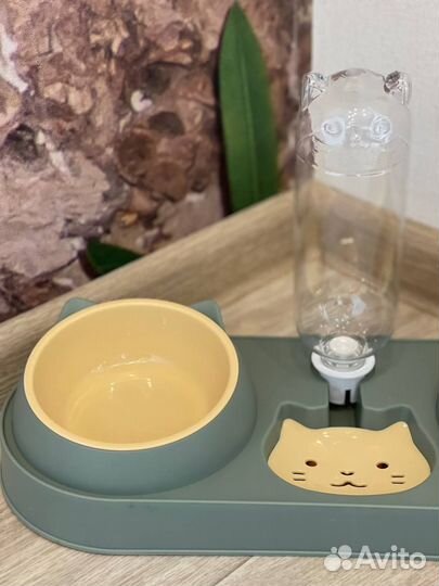 Миска для кошек с автопоилкой
