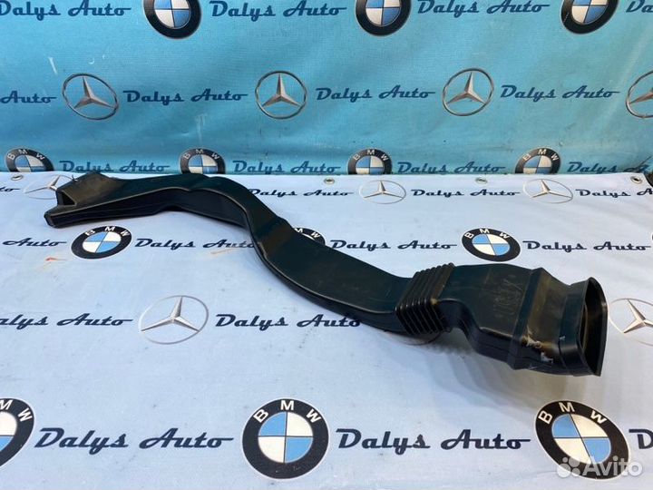 Воздуховод Bmw 525I E39 LCI M54B25 2001Г. Январь