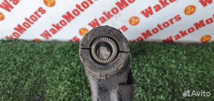 Рычаг подвески нижний передний правый Toyota