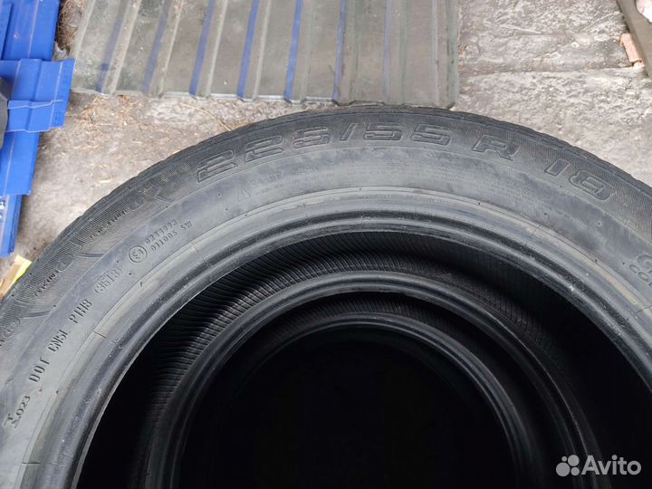 Continental CrossContact UHP E 225/55 R18