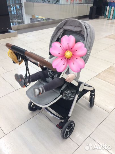 Продаю прогулочную коляску Mamas and Papas Strada