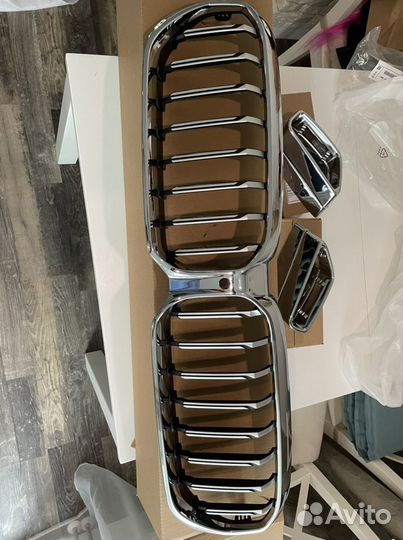 Решетка радиатора и насадки выхлопа G30/31 рестайл