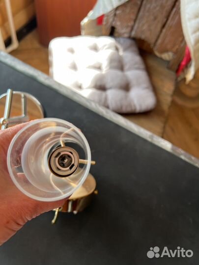 Продаю светильник (бра)