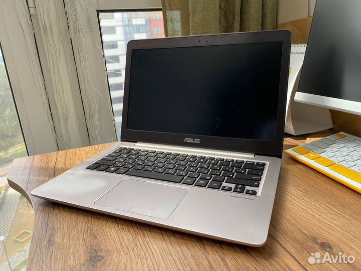 Игровой ноутбук Asus в хорошем состоянии