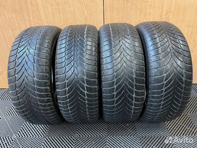 Goodyear UltraGrip Ice 2 215/55 R17