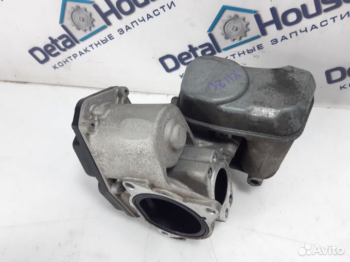 Дроссельная заслонка Volkswagen Passat B6 2.0 TDI