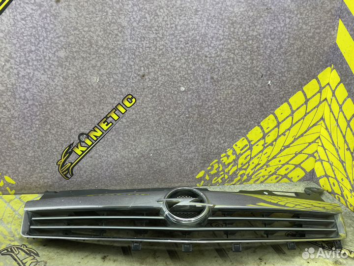 Решетка радиатора Opel Astra h Астра Н Рестайлинг