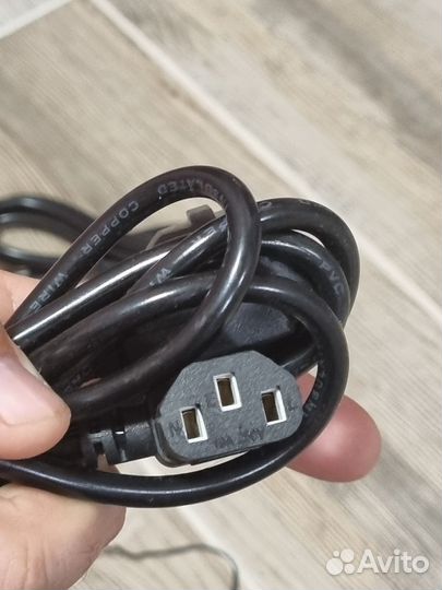 Кабель питания для компьютера, оргтехники