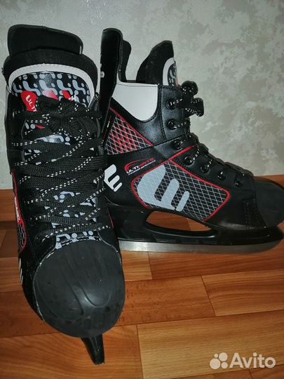 Продам мужские коньки tempish ultimate SH 25