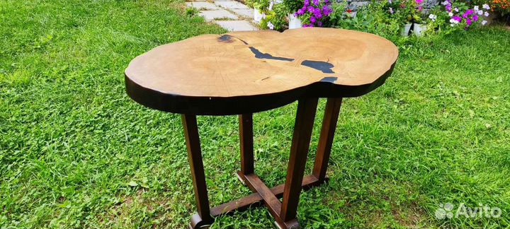 Стол журнальный из спила дерева