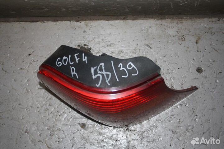 Фонарь задний наружный правый Volkswagen golf IV/b