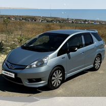 Honda Fit Shuttle 1.3 CVT, 2012, 173 000 км, с пробегом, цена 1 070 000 руб.