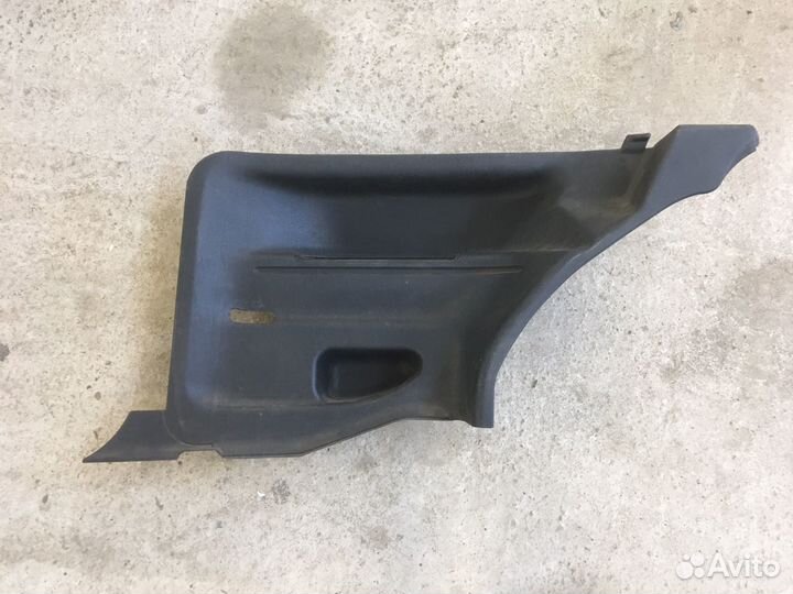 Обшивка салона задняя правая Peugeot 106 (5913)