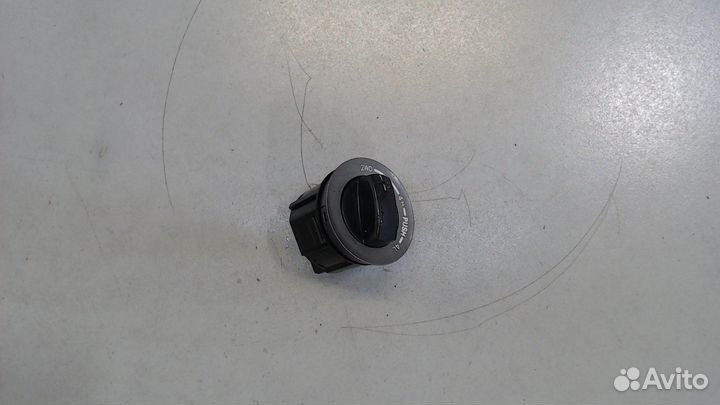 Кнопка полного привода Toyota Tundra, 2012