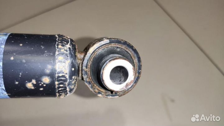 Амортизатор задний Toyota Corolla 10 (E140/E150)