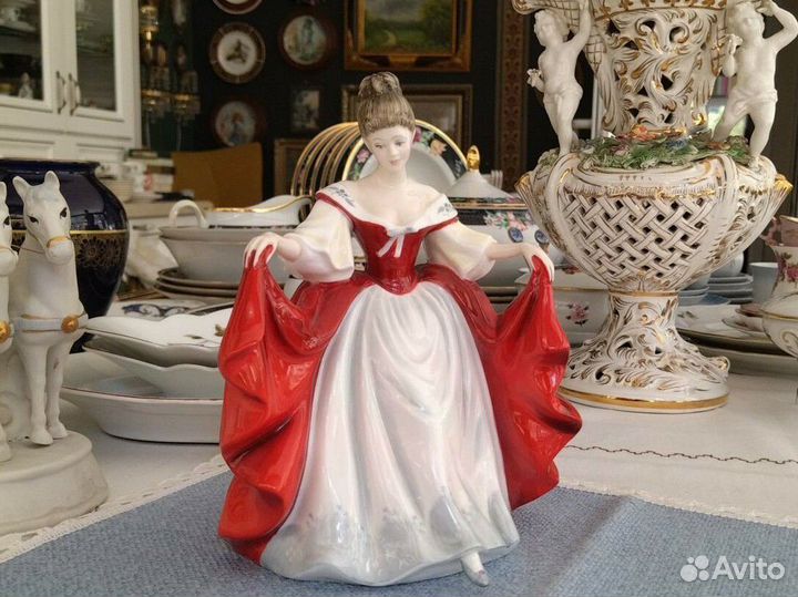 Статуэтка Royal Doulton Sara 1980 г