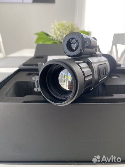 Тепловизионный прицел Sytong am 03 35 lrf