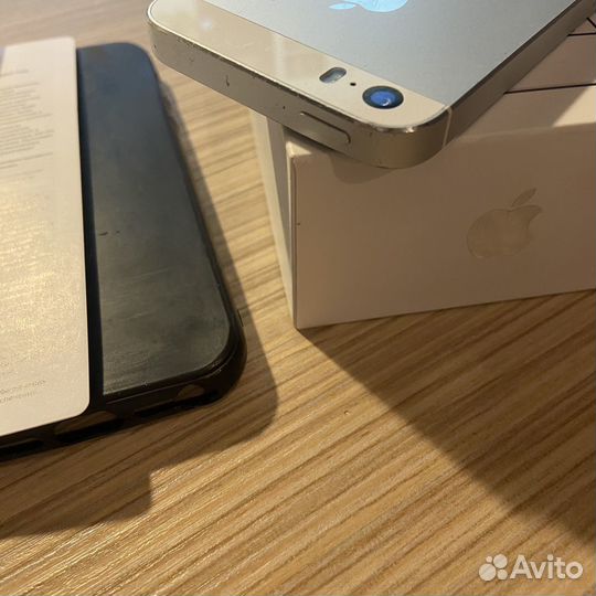 iPhone 5S, 16 ГБ