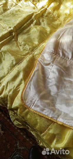 Покрывало новое (простегано на подкладе)