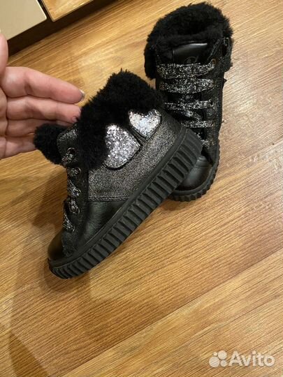 Обувь для девочки Adidas, Crocs, Zara, Naturino