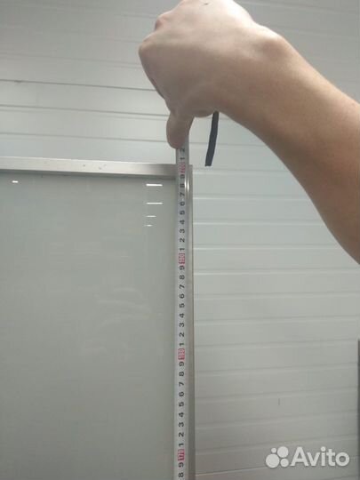 Дверь алюминиевая со стеклом