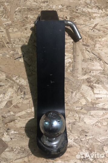 Фаркоп Cadillac Escalade