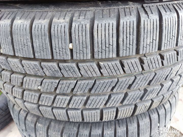 Pirelli Winter 210 Snowsport 225/50 R17